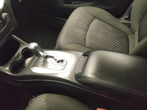 Used 2019 Dodge Journey SE w/ Connectivity Group FWD image 26