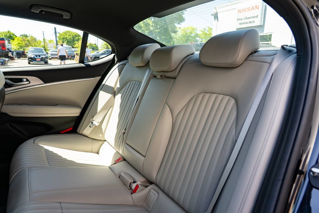 Used 2023 Genesis G70 2.0T w/ Sport Prestige Package AWD/4WD image 25