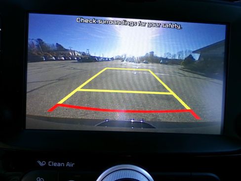 Used 2019 Kia Soul + w/ Audio Package FWD image 16