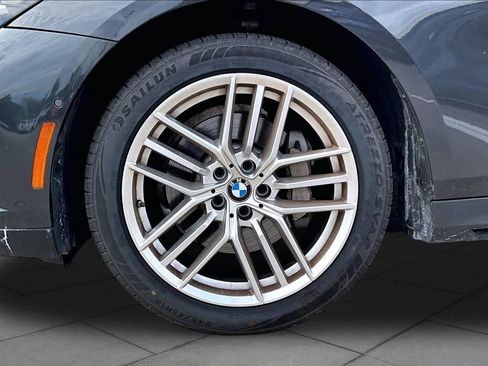 Used 2025 BMW 530i RWD image 9