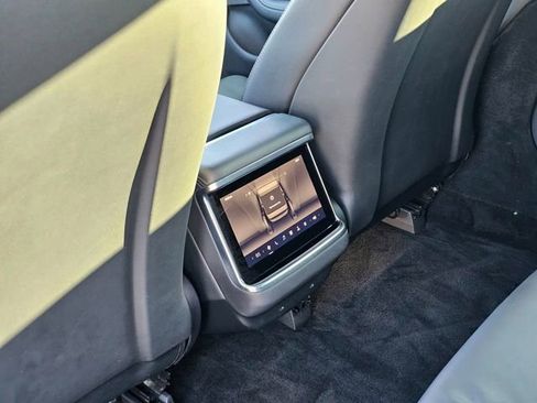 Used 2021 Tesla Model S Plaid AWD/4WD image 25