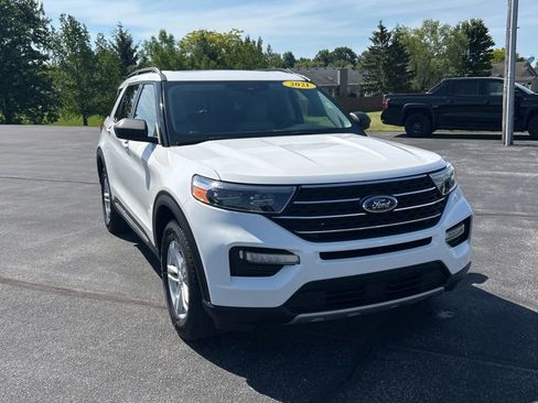 Used 2021 Ford Explorer XLT w/ Equipment Group 202A AWD/4WD image 1