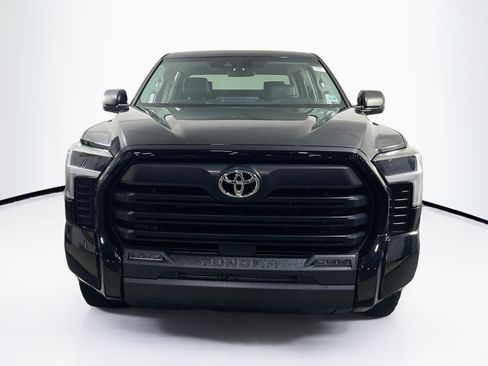 Used 2023 Toyota Tundra SR5 w/ SR5 Premium Package AWD/4WD image 2