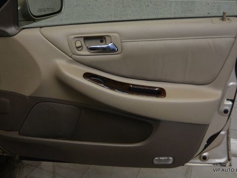 Used 2001 Honda Accord EX image 8