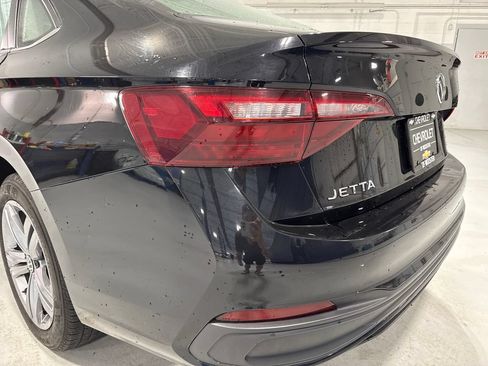 Used 2024 Volkswagen Jetta SE FWD image 51