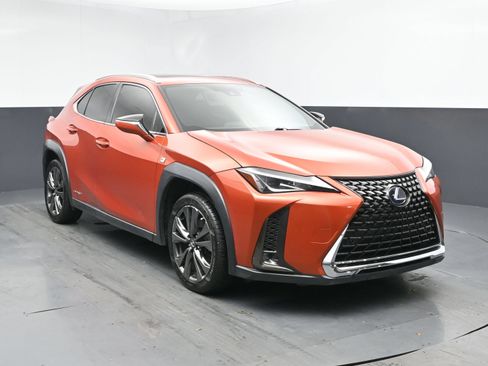 Used 2019 Lexus UX 250h F Sport w/ F Sport Premium Package AWD/4WD image 2