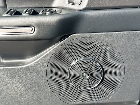 Used 2023 Ford Expedition Platinum image 19