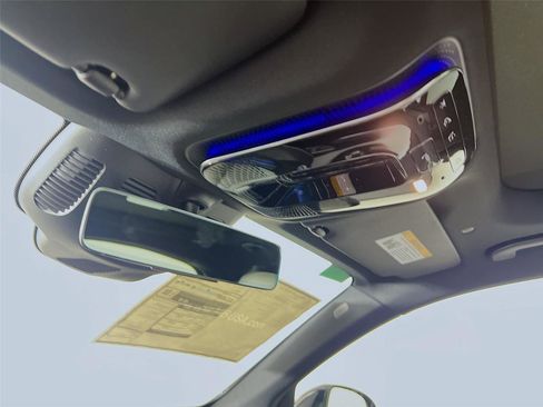 New 2026 Mercedes-Benz GLC 300 4MATIC image 11
