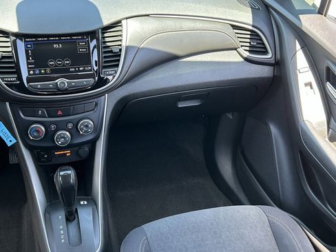 Used 2019 Chevrolet Trax LS w/ LPO, Protection Package FWD image 16