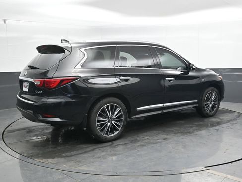 Used 2016 INFINITI QX60 AWD w/ Premium Plus Package image 2