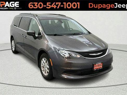 Certified 2021 Chrysler Voyager Lxi image 1