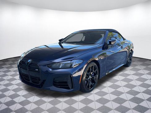 Used 2025 BMW M440i Convertible w/ Premium Package RWD image 31