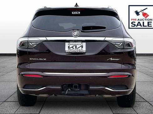 Used 2023 Buick Enclave Avenir w/ Trailering Package, 5000 lbs. FWD image 4