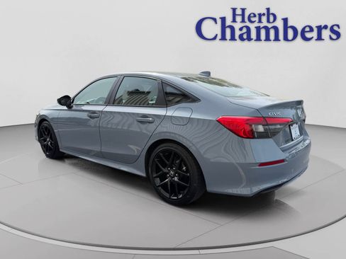 Used 2024 Honda Civic Sport image 3