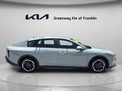 New 2026 Kia K4 EX FWD image 8