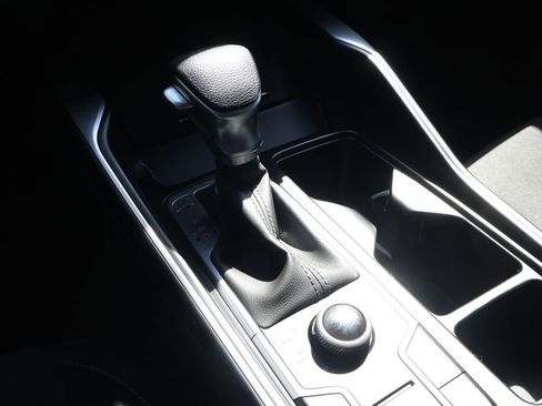 Used 2022 Kia Sorento LX image 19