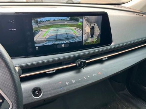 Used 2023 Nissan Ariya FWD image 17