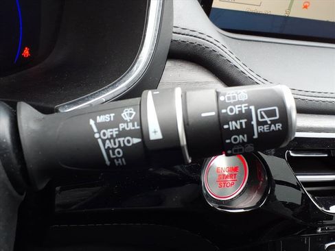 Used 2022 Acura MDX SH-AWD w/ Advance Package image 24