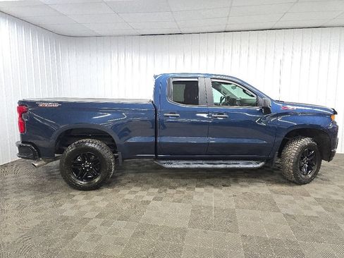 Used 2020 Chevrolet Silverado 1500 Custom Trail Boss w/ Custom Convenience Package AWD/4WD image 2