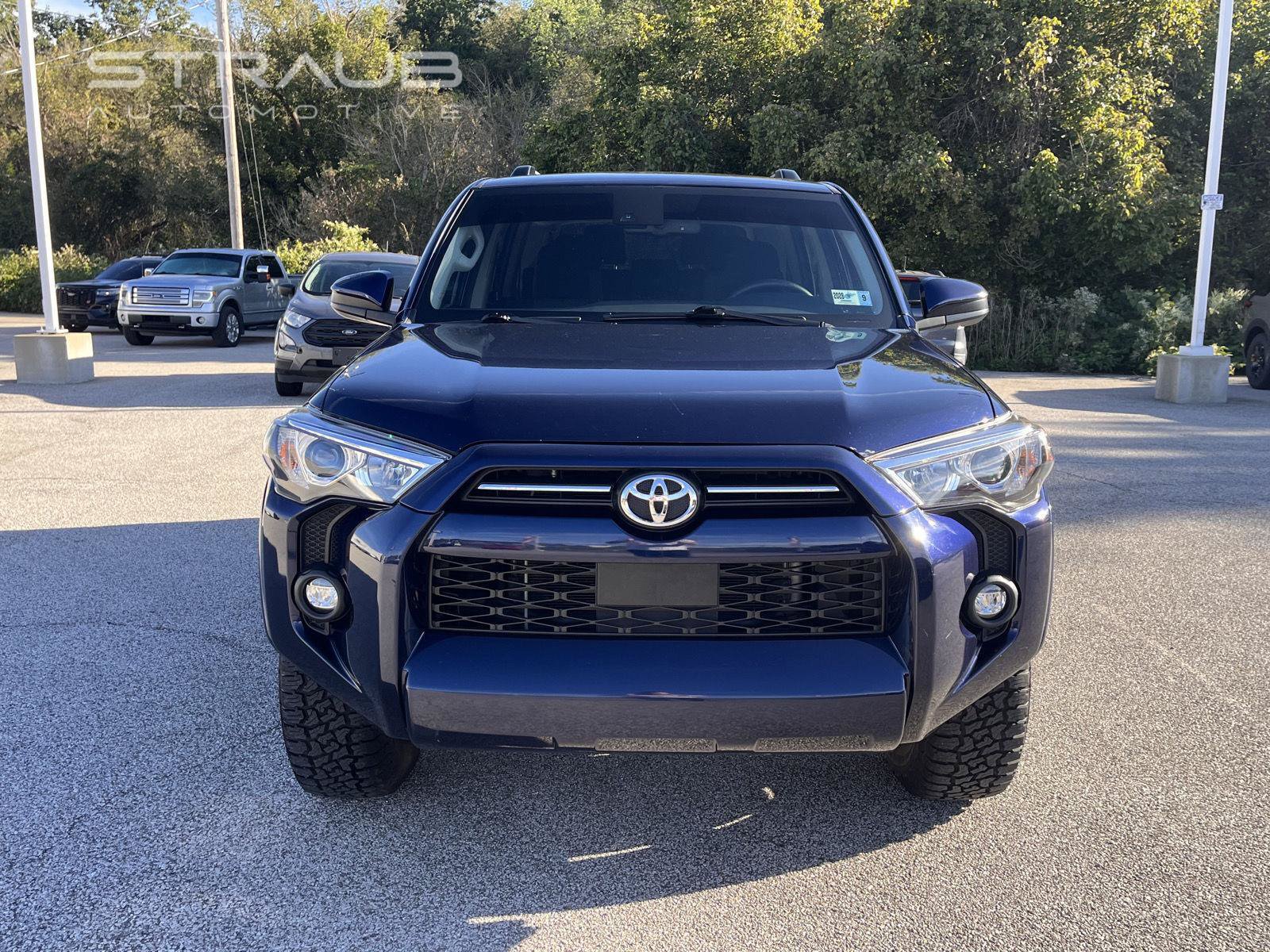 Used 2023 Toyota 4Runner SR5 AWD/4WD image 3