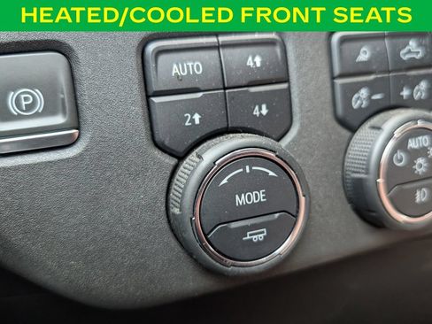 Used 2024 Chevrolet Silverado 2500 LTZ w/ LTZ Convenience Package AWD/4WD image 22