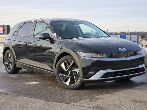 New 2026 Hyundai Ioniq 5 SEL image 2