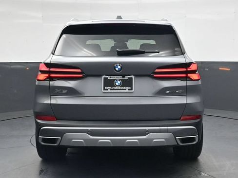 Used 2026 BMW X5 sDrive40i w/ Climate Comfort Package RWD image 5
