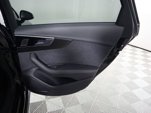 Used 2022 Audi S4 Premium Plus image 28