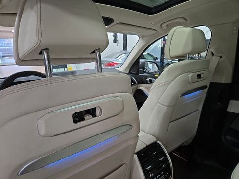 Used 2025 BMW X7 xDrive40i image 41