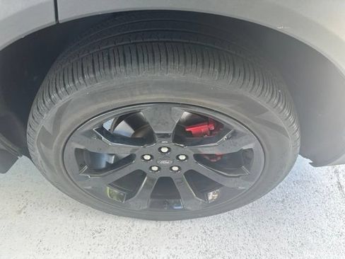 Used 2022 Ford Explorer ST w/ ST Street Pack AWD/4WD image 9