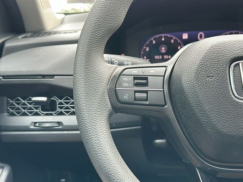 Used 2024 Honda Accord EX image 14