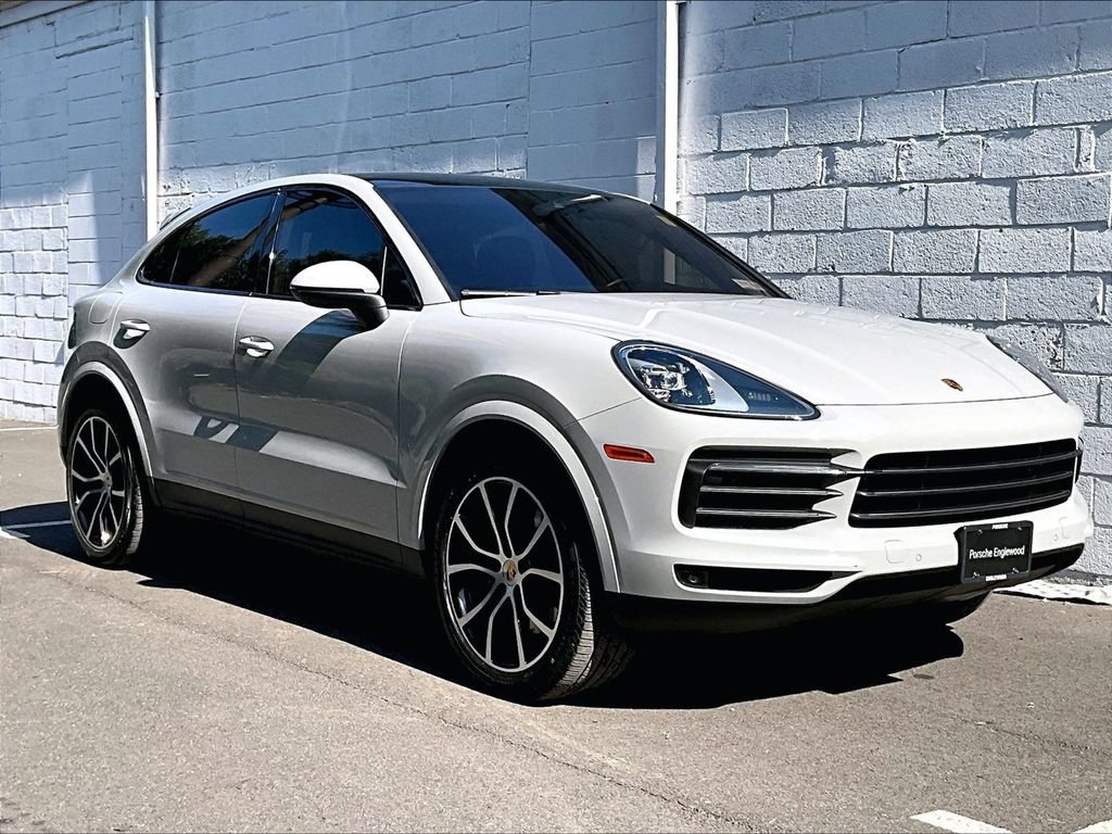 Certified 2023 Porsche Cayenne Platinum Edition AWD/4WD image 7