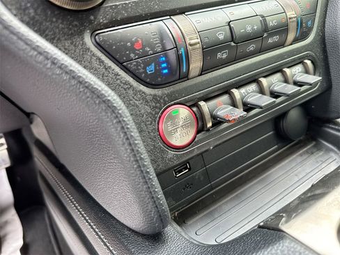 Used 2020 Ford Mustang Shelby GT350 w/ Technology Package image 22