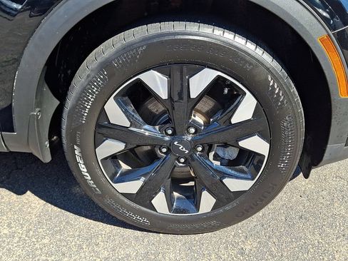 Used 2023 Kia Sportage X-Line w/ X-Line Premium Package AWD/4WD image 8