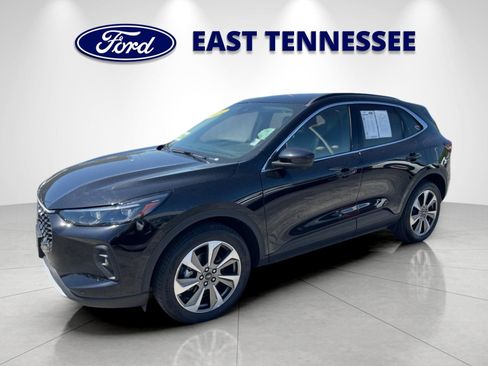 Used 2024 Ford Escape Platinum AWD/4WD image 7