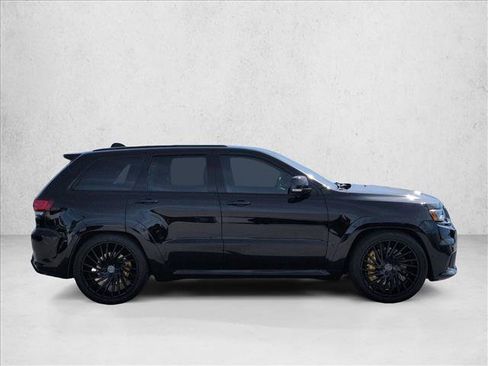 Used 2018 Jeep Grand Cherokee Trackhawk AWD/4WD image 4