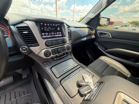 Used 2016 GMC Yukon Denali w/ Open Road Package AWD/4WD image 15