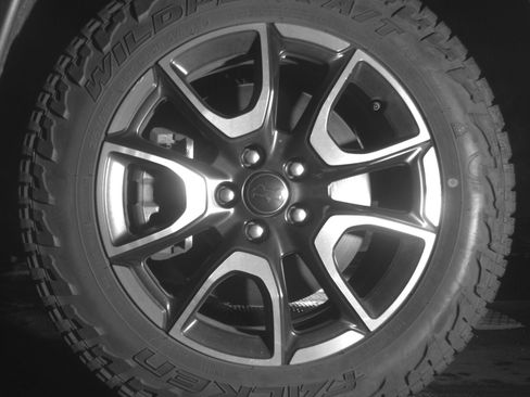 Used 2025 Jeep Compass Trailhawk AWD/4WD image 9