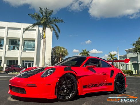 Used 2024 Porsche 911 GT3 RS image 13