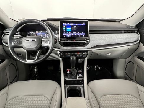 Used 2022 Jeep Compass Latitude w/ Convenience Group image 11