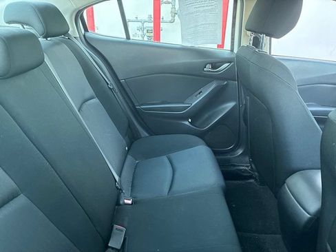 Used 2016 MAZDA MAZDA3 i Sport FWD image 22