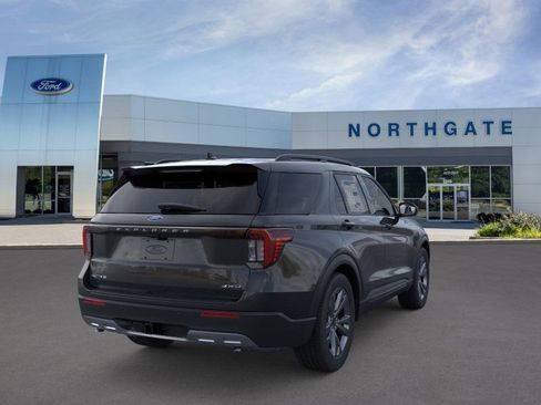 New 2026 Ford Explorer Active image 8