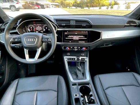 Used 2025 Audi Q3 2.0T Premium Plus w/ Premium Plus Package image 14