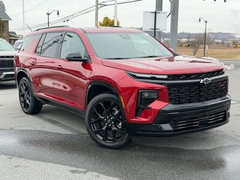 New 2026 Chevrolet Traverse RS w/ LPO, Floor Liner Package image 1