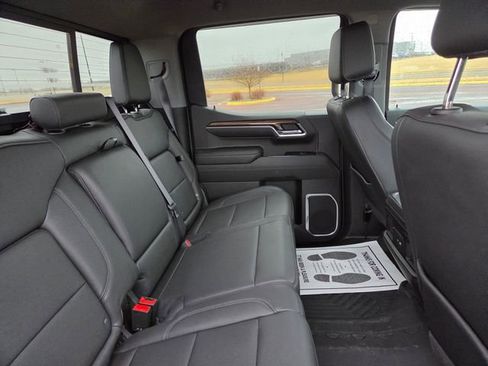 Used 2022 Chevrolet Silverado 1500 LT Trail Boss w/ Convenience Package II image 46