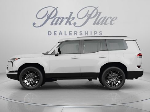 Used 2024 Lexus GX 550 w/ Accessory Package (Z1) AWD/4WD image 2