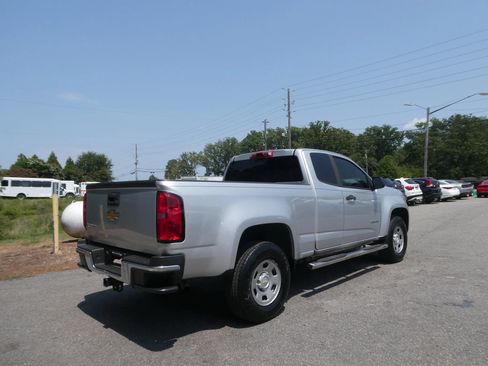 Used 2018 Chevrolet Colorado W/T RWD image 5