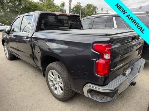 Used 2023 Chevrolet Silverado 1500 LTZ w/ LTZ Convenience Package II AWD/4WD image 4