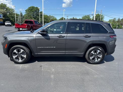 Used 2024 Jeep Grand Cherokee Limited 4xe image 4