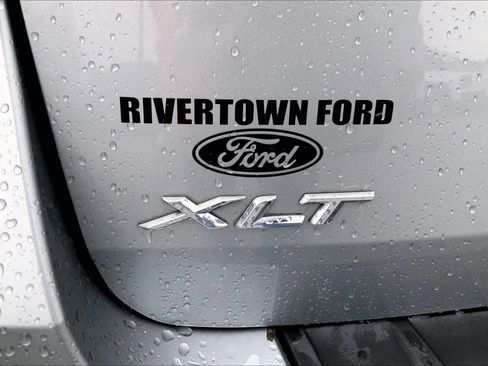 Certified 2023 Ford Explorer XLT image 9